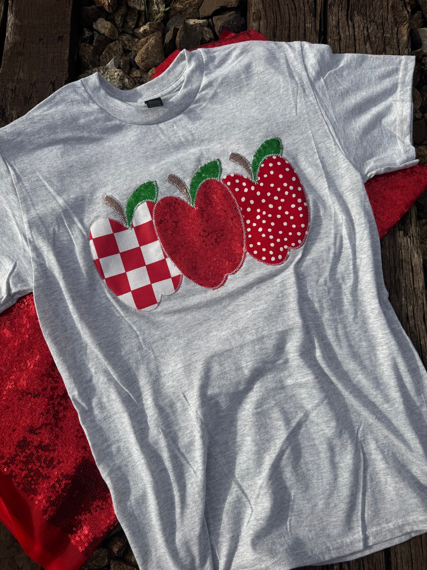 Apple Trio Short Sleeve
