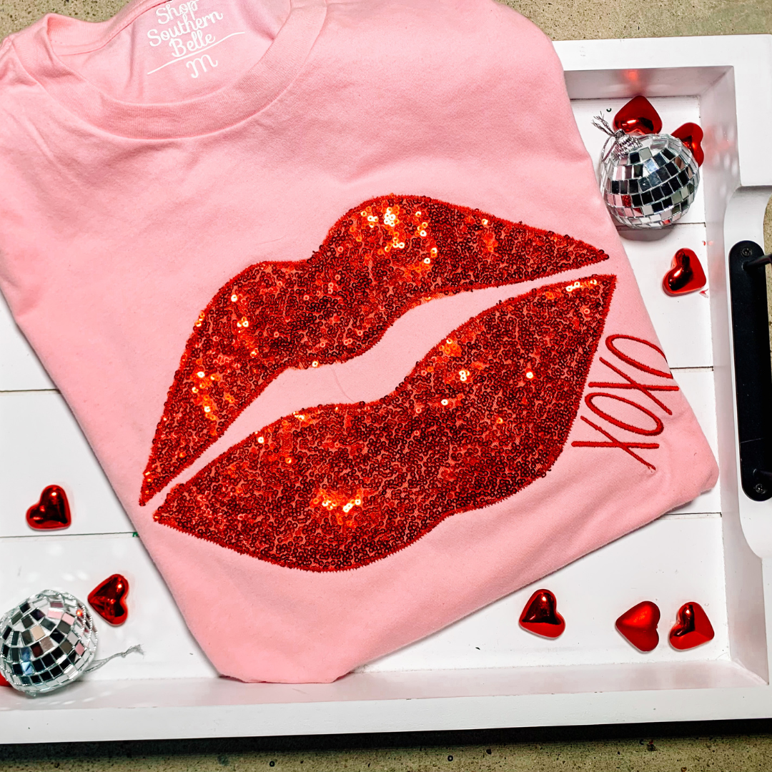 Light Pink Lips Valentine XOXO Short Sleeve